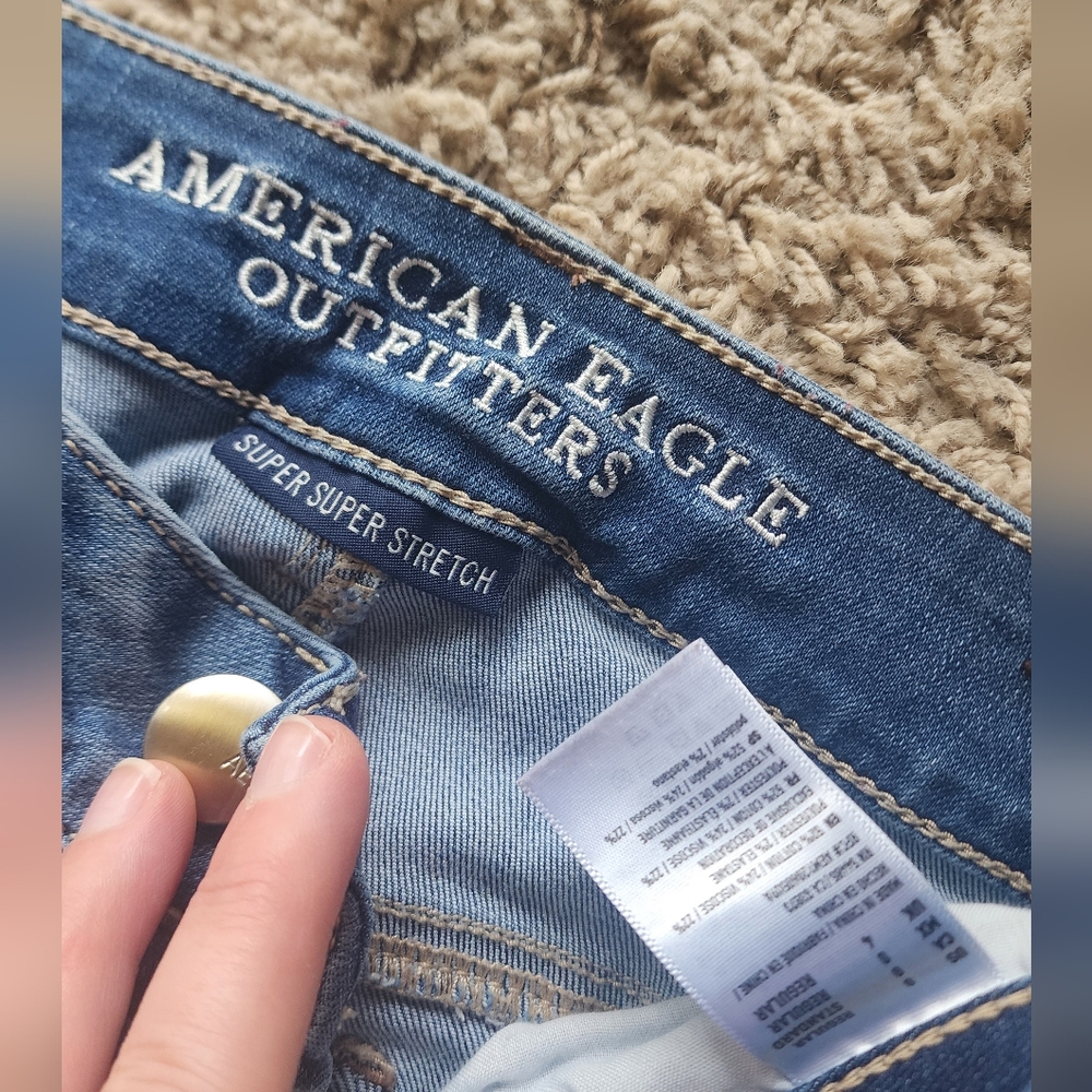 American Eagle jeans - Picture 2 of 2